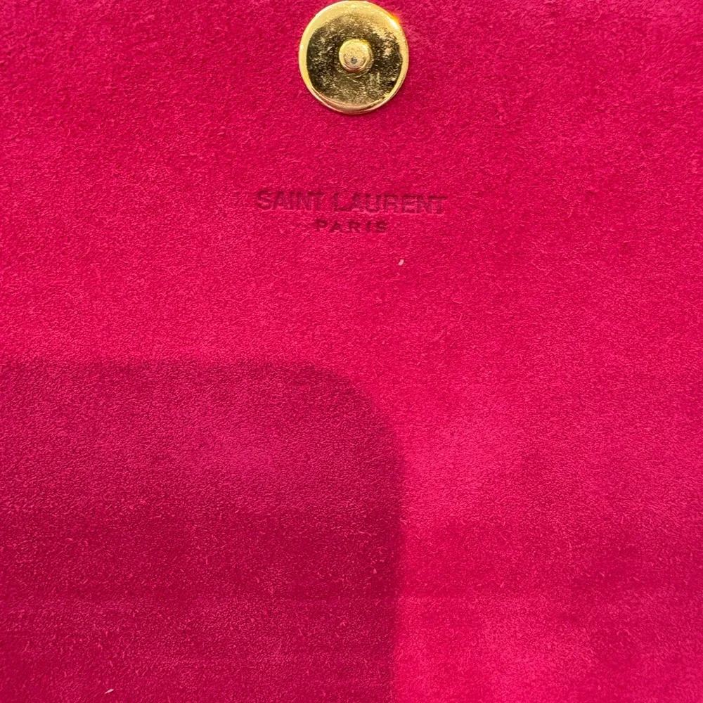 Saint Laurent / YSL Fuchsia/pink Patent Leather clutch - Picture 4 of 10